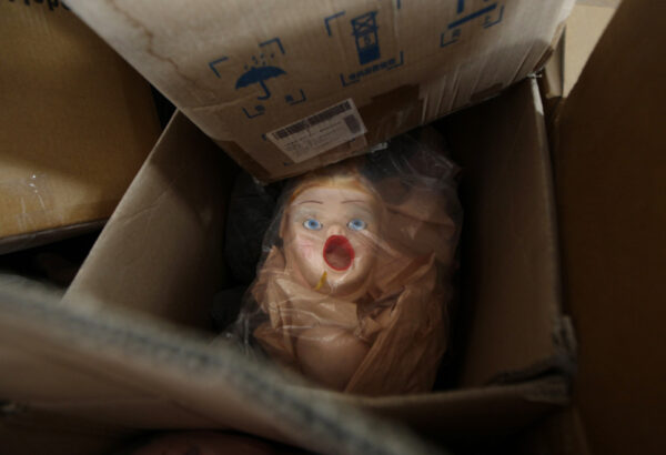 На китайской фабрике по производству секс-кукол. Фото №13